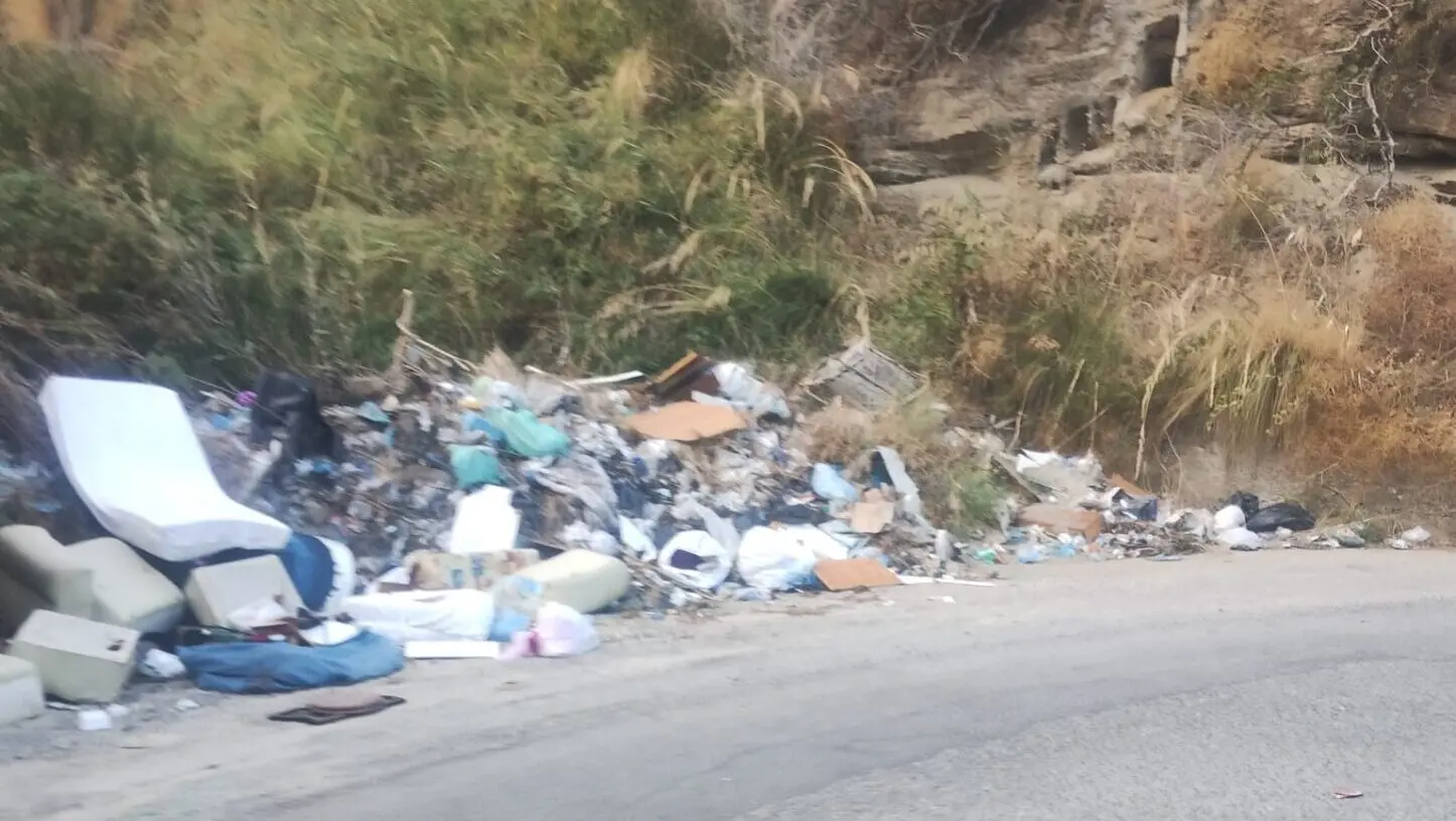 Reggio, Marra (M.A.P.): «A Mosorrofa e Sala strade dissestate, rattoppate, sporche e senza illuminazione»