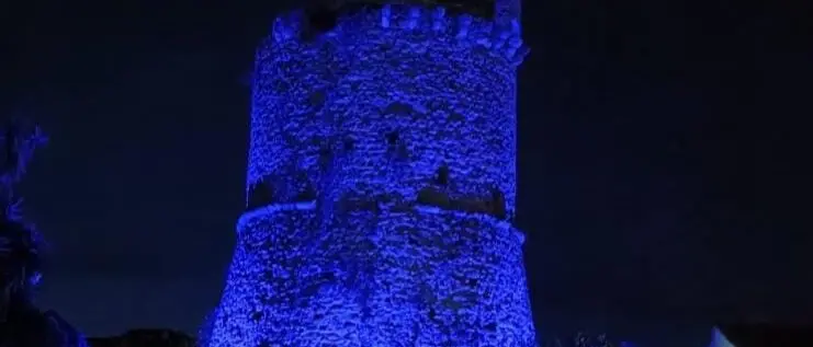 Marina di Gioiosa Ionica si illumina di blu per la Giornata mondiale della fibrosi cistica
