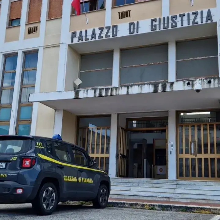 Certificati medici falsi nella Locride: accordi via whatsapp e visite fantasma. Ecco i nomi delle dottoresse arrestate