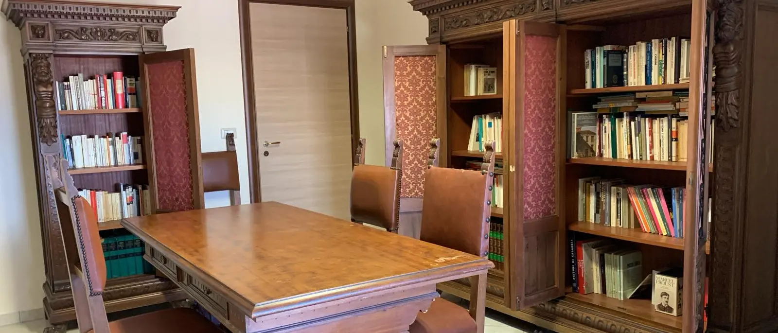 Polistena, la famiglia Floccari dona una biblioteca alla Fondazione Girolamo Tripodi