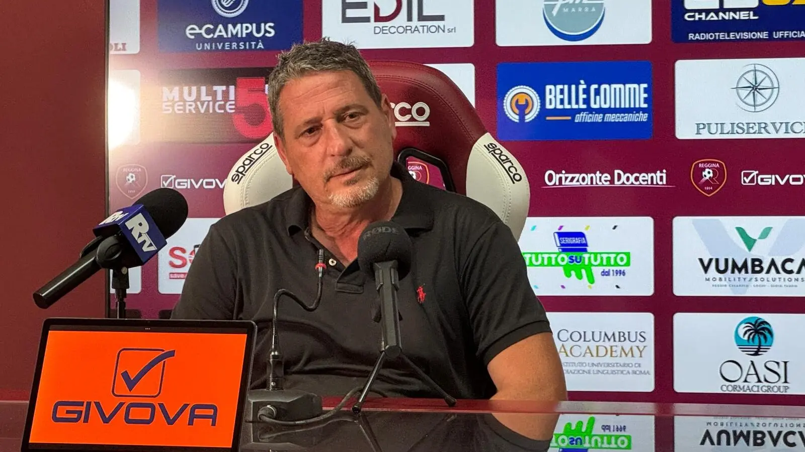 Verso Reggina-Castrumfavara, Trocini carica i suoi: «Siamo una squadra forte, ma dobbiamo dimostrarlo»