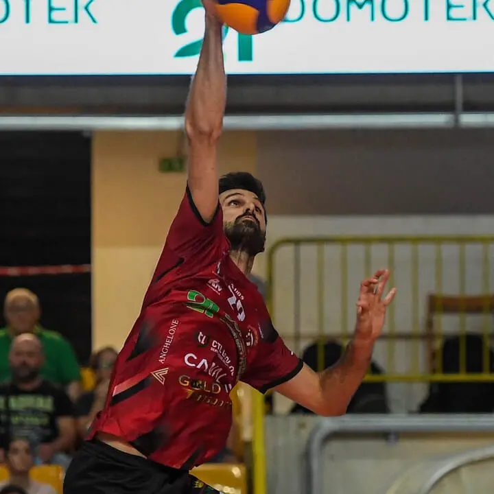 Domotek Volley, Enrico Lazzaretto sceglie ancora Reggio Calabria: «Qui mi sento a casa, ora riempiamo l’Arena»