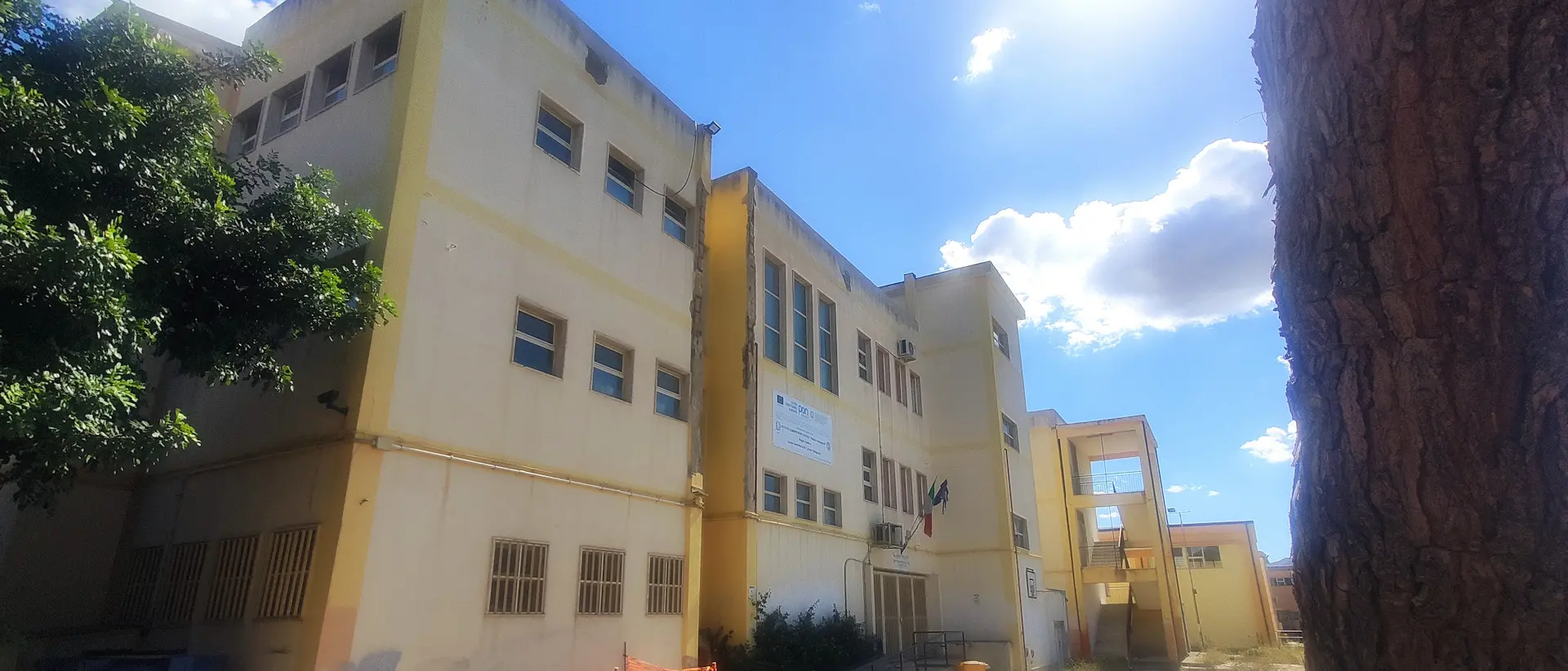 Reggio, Comitato di Ravagnese: «Il quartiere abbandonato al degrado»