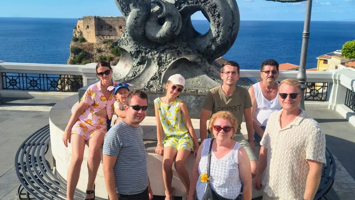 Turisti polacchi in Calabria: boom sulla Costa dei Gelsomini grazie a Ryanair e agli accordi con Katowice