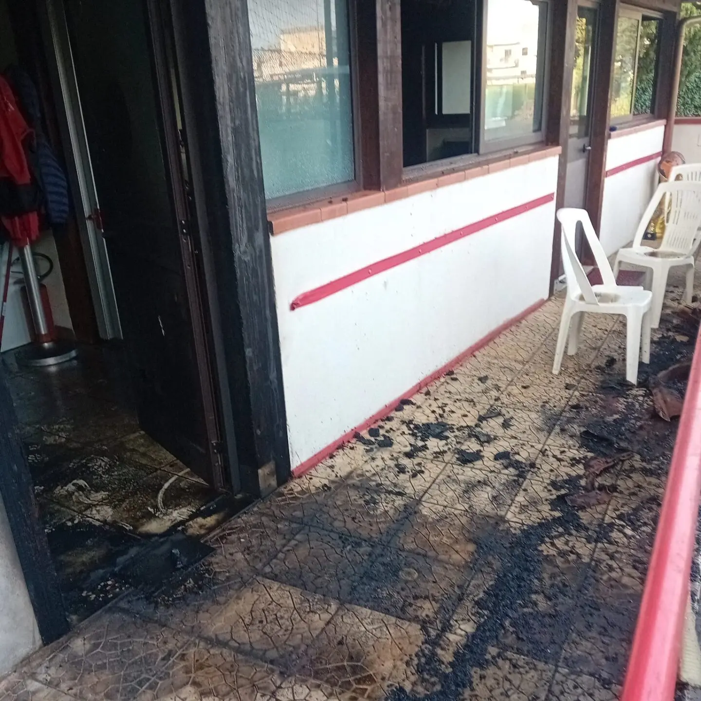 Incendio Centro Reggio Junior, i consiglieri di Forza Italia: «Un atto che colpisce un luogo simbolo della crescita dei giovani»