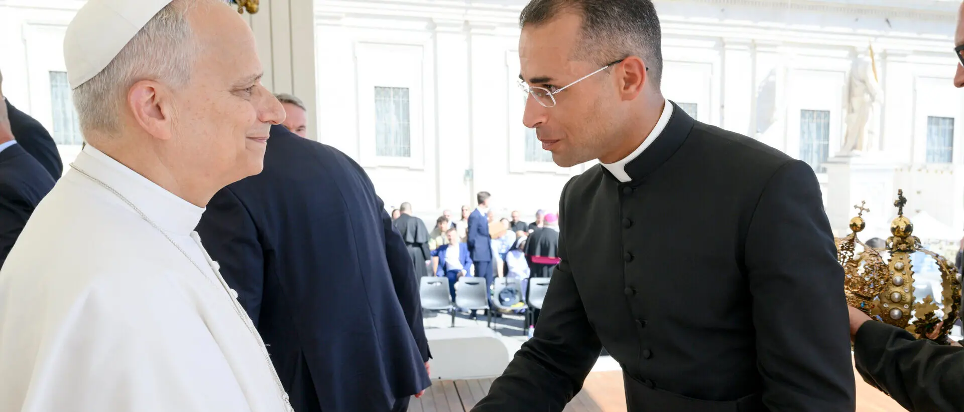 Archi Carmine, le corone della Madonna del Carmelo benedette da Papa Leone XIV