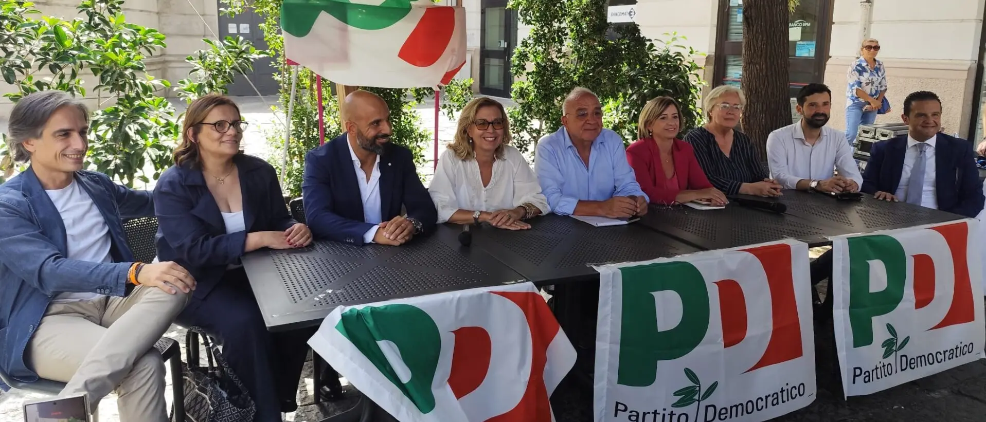 Reggio, il Pd presenta i candidati predicando unità e offrendo nuovi \"modelli\" alla Regione: «Possiamo vincere»