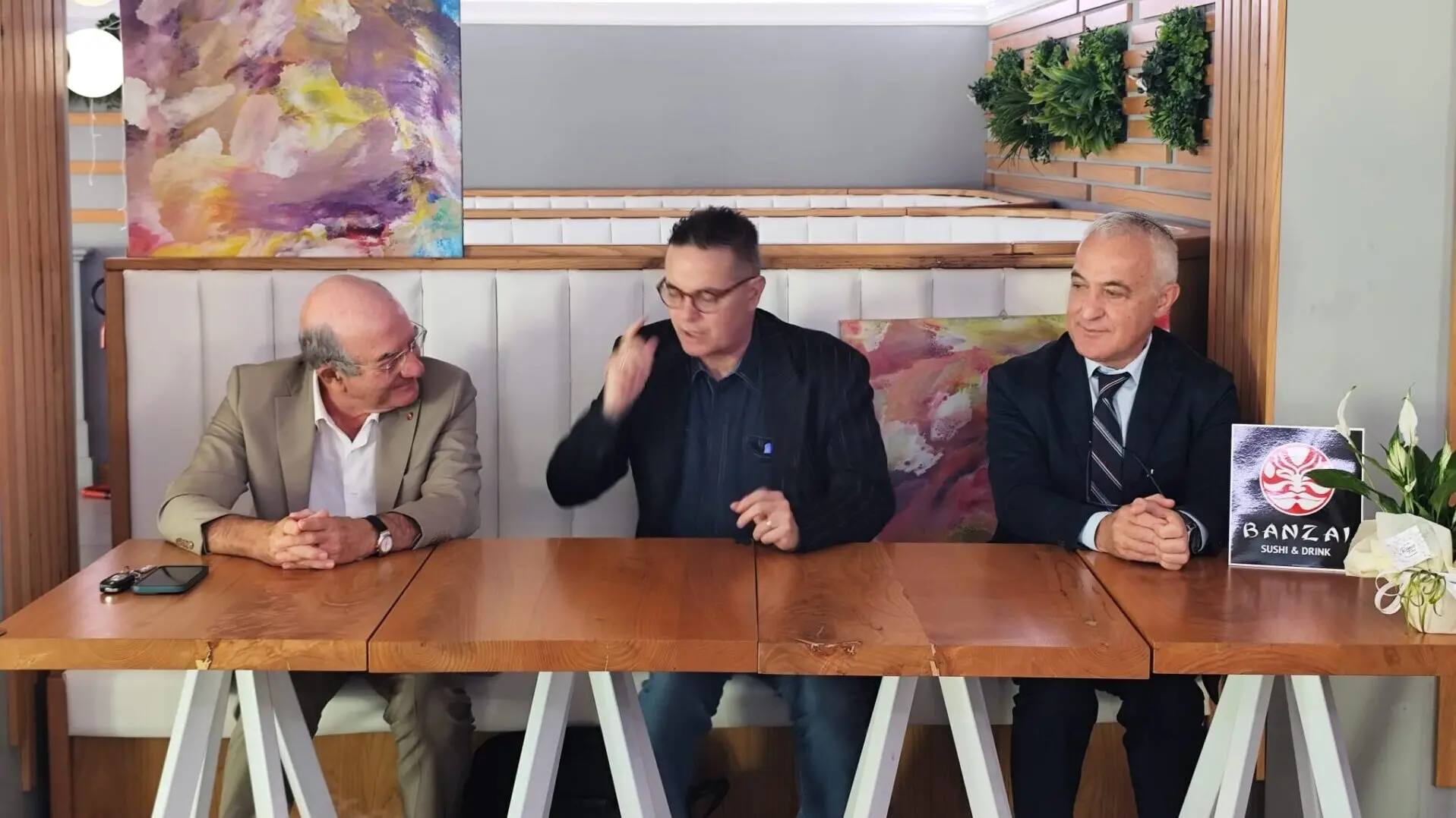 Reggio, Klaus Davi vuole la verità sulle intimidazioni e intanto guarda alle comunali: «Ci sarò con una lista»