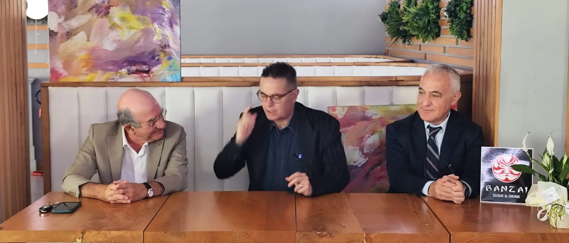 Reggio, Klaus Davi vuole la verità sulle intimidazioni e intanto guarda alle comunali: «Ci sarò con una lista»