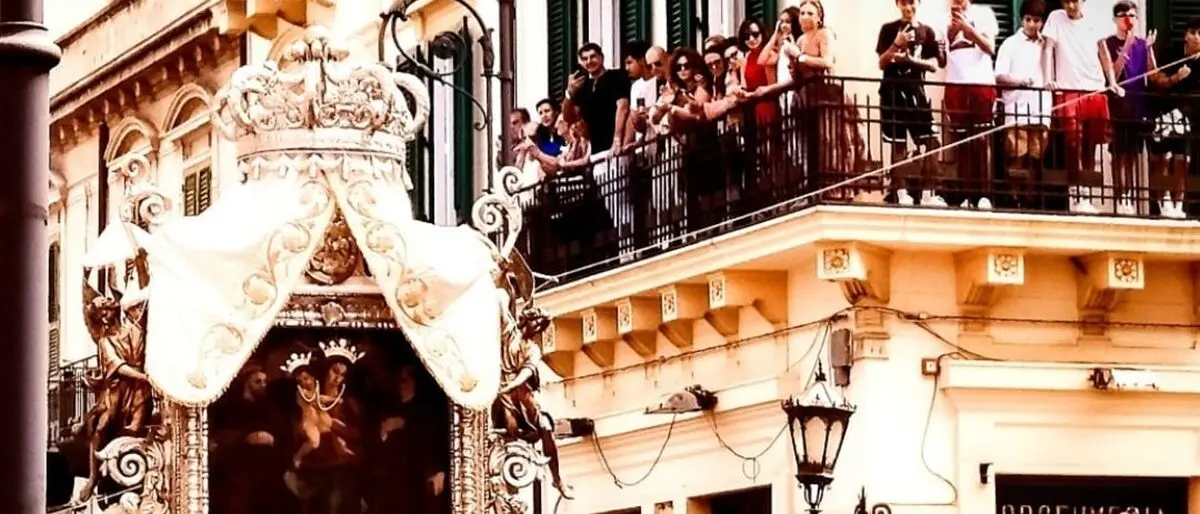 NON C’È NENTI | Reggio in festa per la Madonna della Consolazione tra processione, concerti e Scirubetta