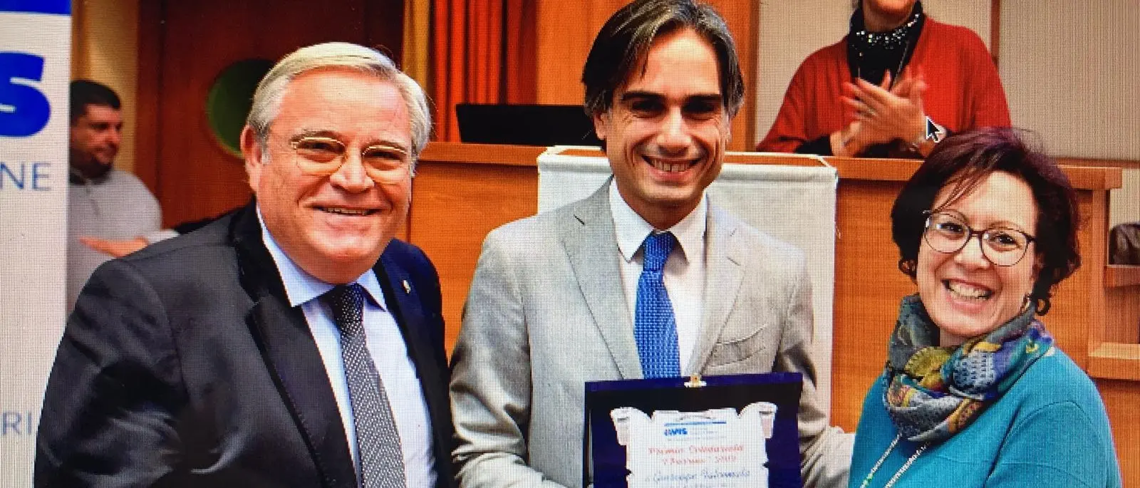 Avis, consegnato il premio Parrino. Falcomatà: «Donare è importante»