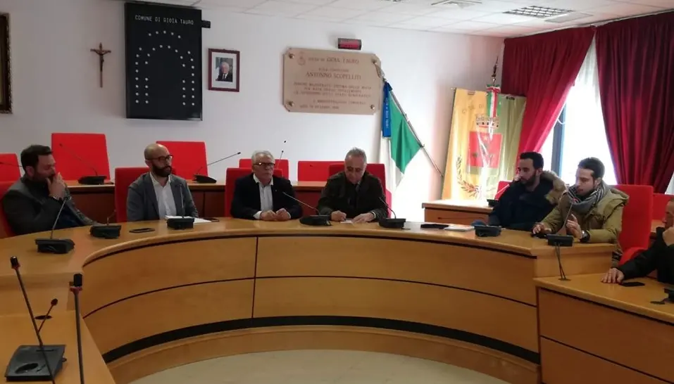 Quale futuro per le linee taurensi? A Gioia il comitato s'interroga