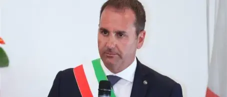 Villa San Giovanni, revocati i domiciliari al sindaco Siclari