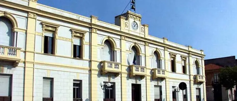 Il Codacons accusa il Comune di Villa San Giovanni: «PEF da rivedere dopo due annullamenti della gara rifiuti»