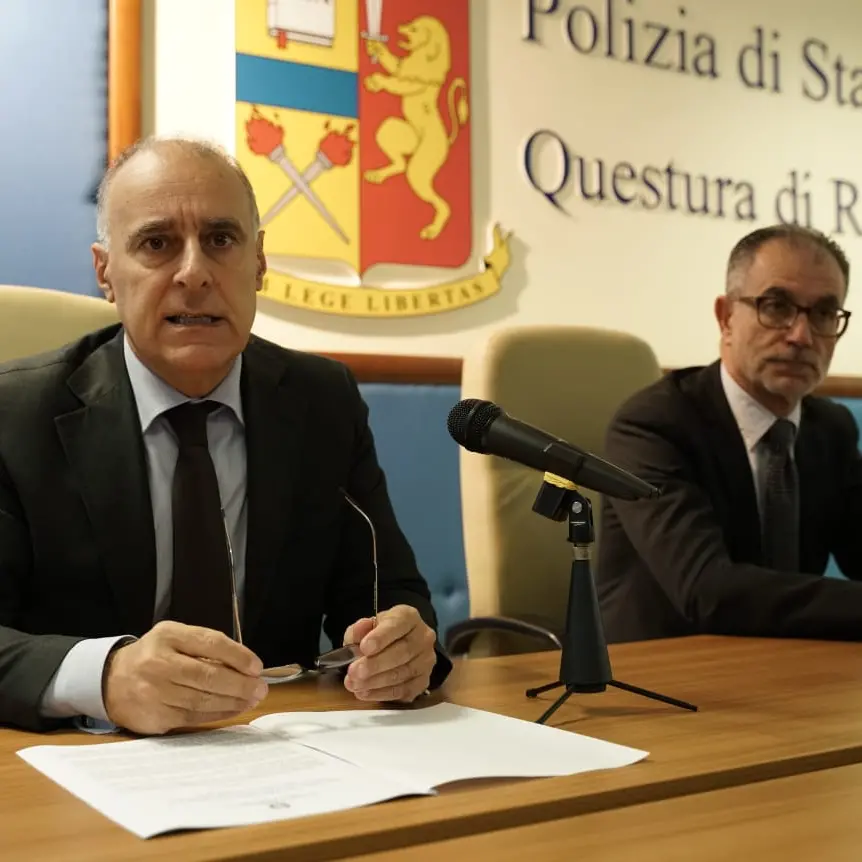 Polizia di Stato: 20% di rapine in meno. Diminuiscono anche furti in abitazione e gli incendi di auto
