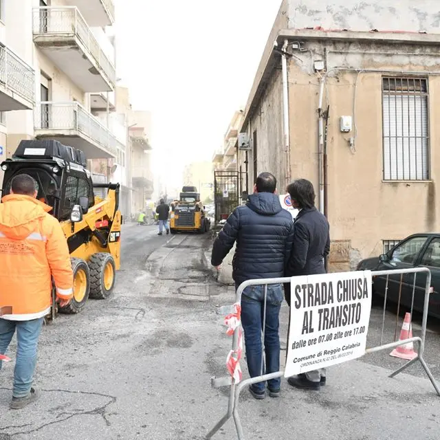 Falcomatà dice stop ai disagi causati dal mancato ripristino della sede stradale