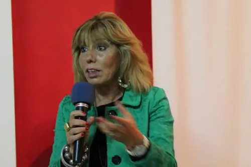 Donna aggredita a Locri, l'appello di Bruna Siviglia alla politica