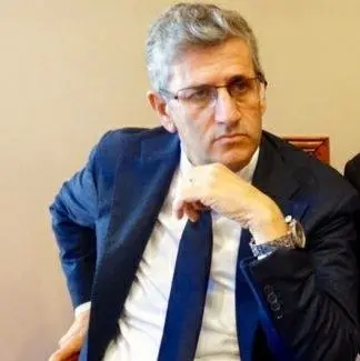 Sainato passa a Fi. E in Consiglio regionale è caos. Nesci su tutte le furie