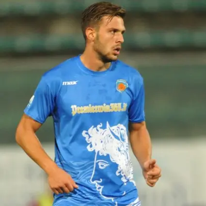 La Reggina ufficializza l'acquisto del difensore Daniele Liotti