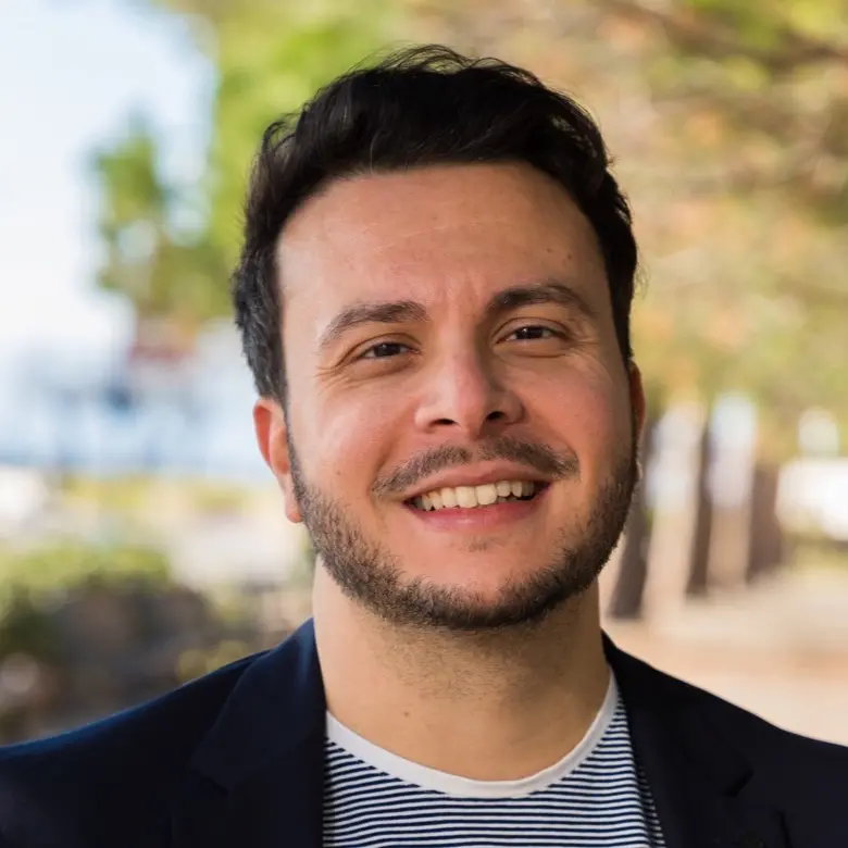 La Locride canta in inglese il giorno degli innamorati, online il nuovo videoclip di Armando Quattrone