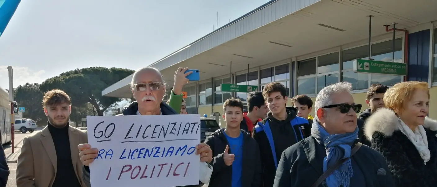 Aeroporto dello Stretto, Uilt Calabria sit-in per il ripristino di buone relazioni industriali