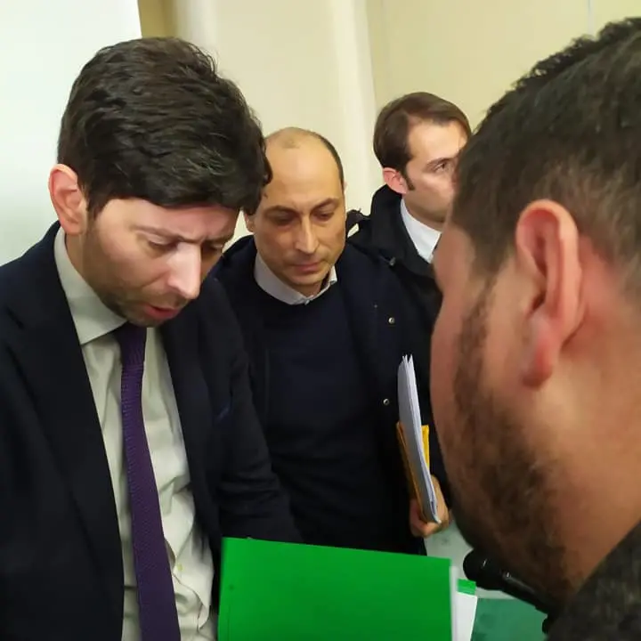 Gioia Tauro, il Comune sollecita il ministro Speranza sull'emergenza sanitaria e l'inoperatività dei commissari