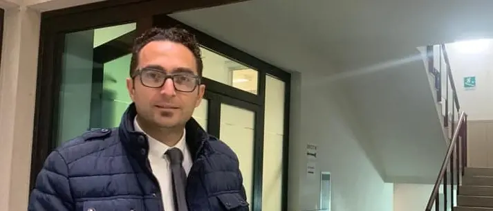 Coronavirus, sindaci in rivolta contro la fase 2 e le riaperture decise da Santelli