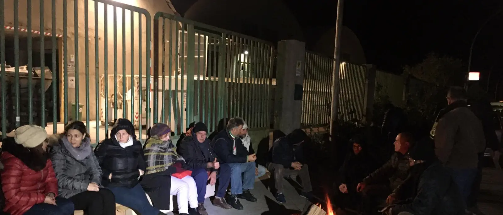 Siderno, nuova protesta dei lavoratori di Locride Ambiente