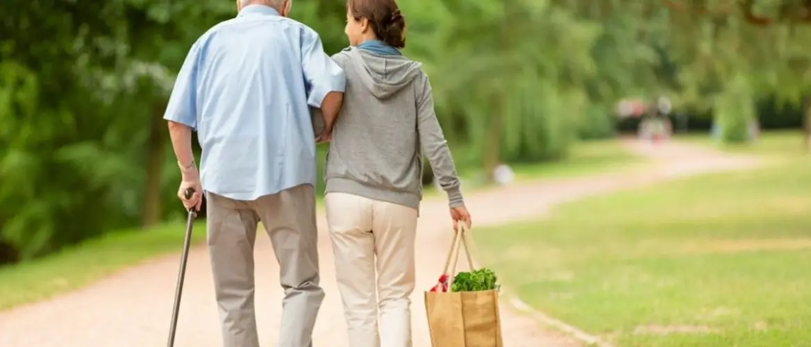 Assistenza familiare, a Reggio un corso per diventare badanti