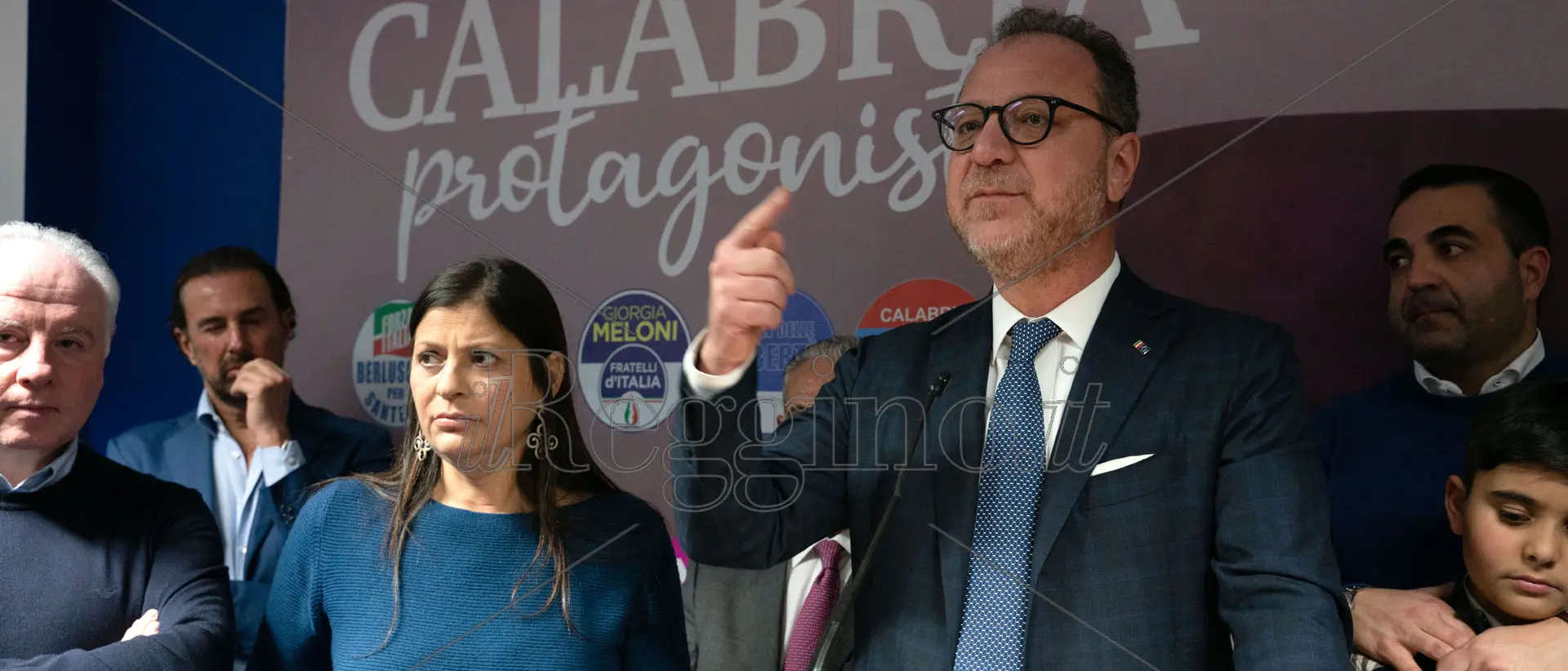 Forza Italia sfida il Pd. Santelli e Mulè a pochi metri da Zingaretti