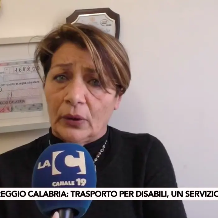 Reggio, «trasporto disabili come merce di scambio». La denuncia