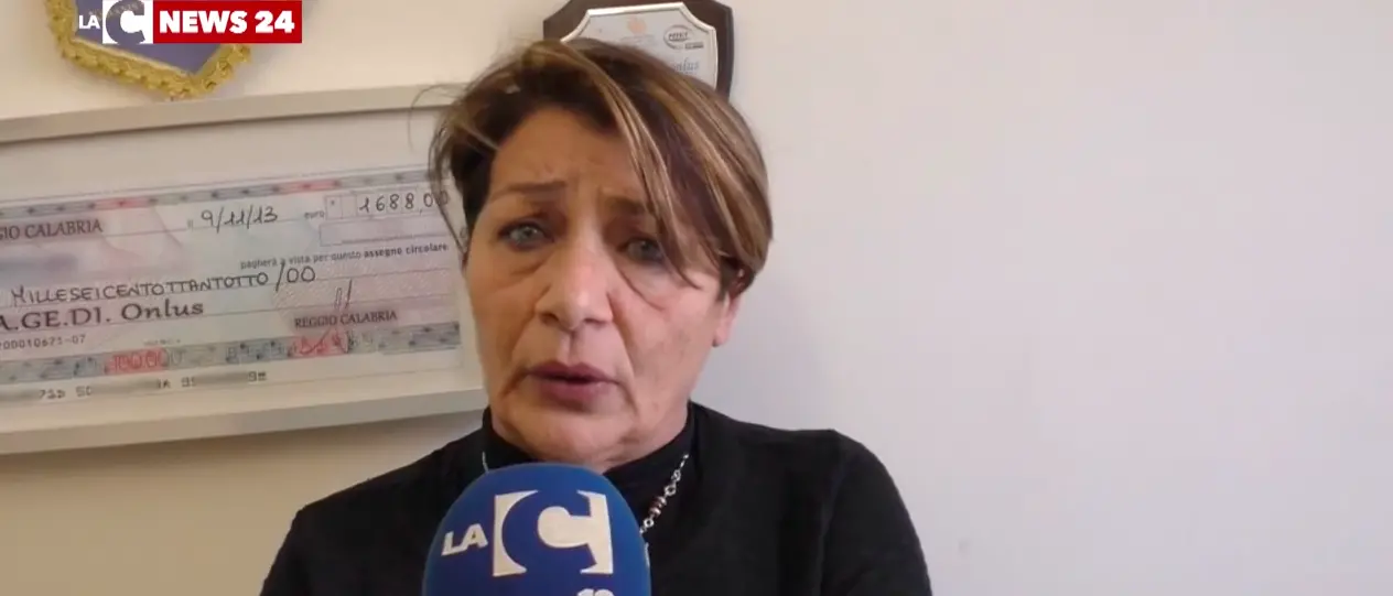 Reggio, «trasporto disabili come merce di scambio». La denuncia