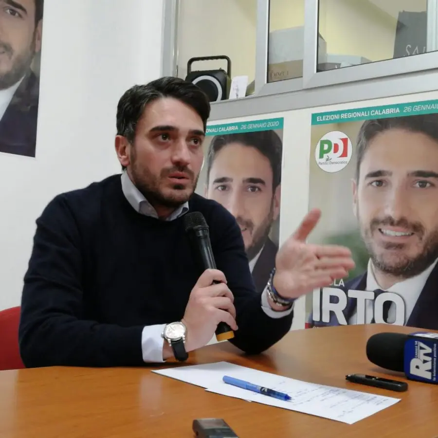 Coronavirus, Irto: «Fare piena luce sul caos tracciamento»