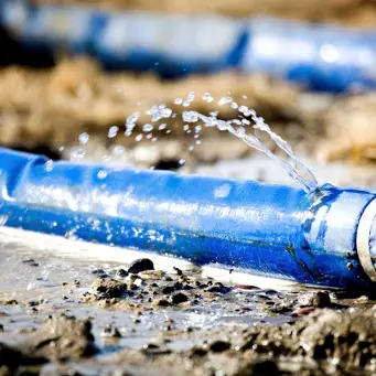 Diga del Menta, si rompe tubo: perdita d'acqua provoca crollo di un muro
