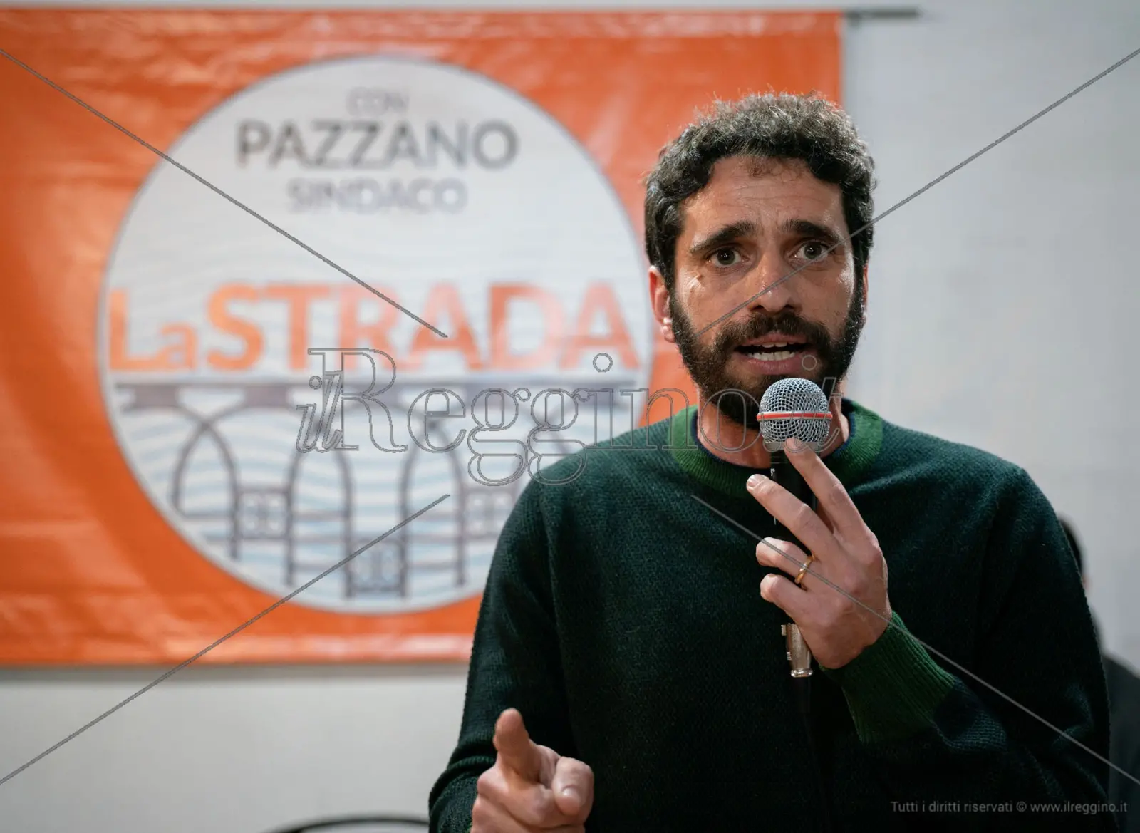 Comunali, Pazzano lancia la sfida: «E' l'ultima occasione per Reggio»