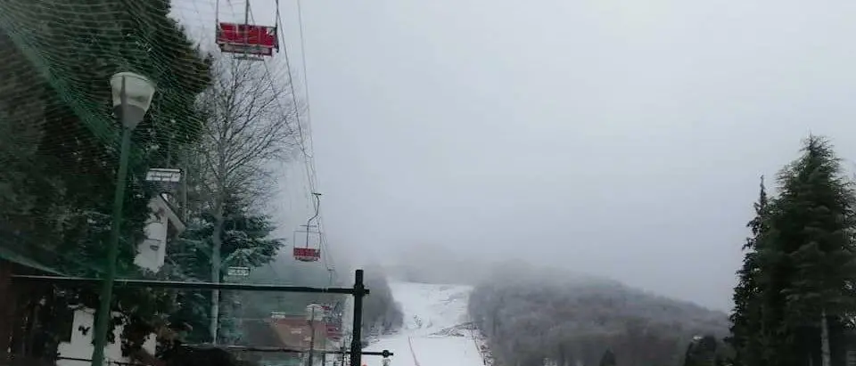 A Gambarie arriva la neve che gli appassionati aspettavano