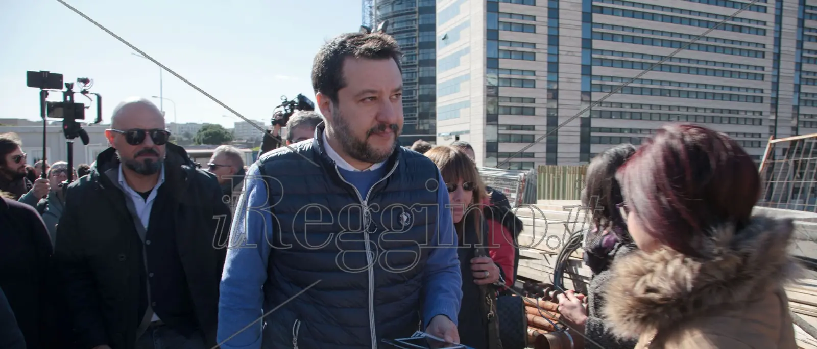 Salvini tra selfie e lamentele. Dai pescatori di Bagnara ai tirocinanti della giustizia di Reggio