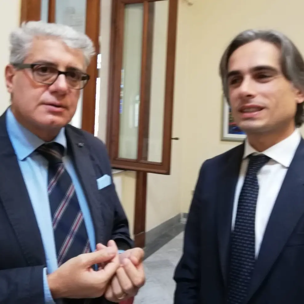 Caos rifiuti, Pizzimenti chiede al sindaco di dichiarare l'emergenza sanitaria