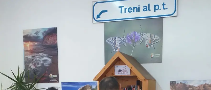 Santa Caterina, la stazione ferroviaria pulita dai volontari