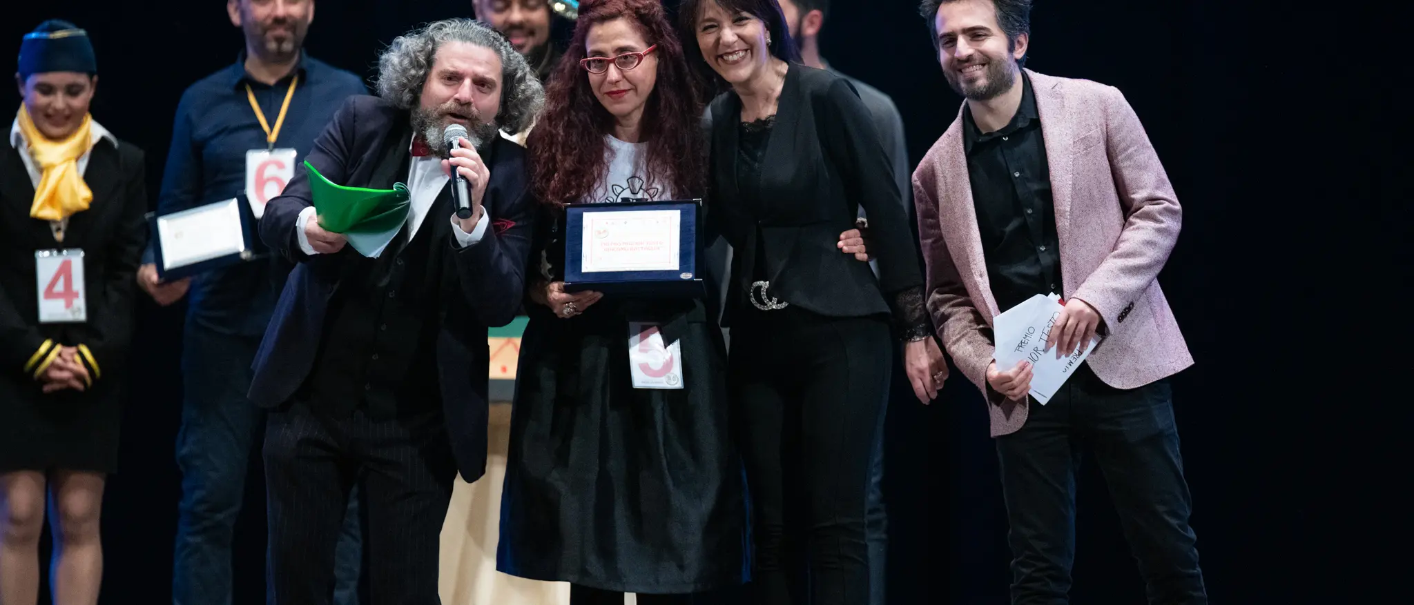 Facce da Bronzi, applausi e risate al \"Cilea\" nel ricordo di Giacomo Battaglia