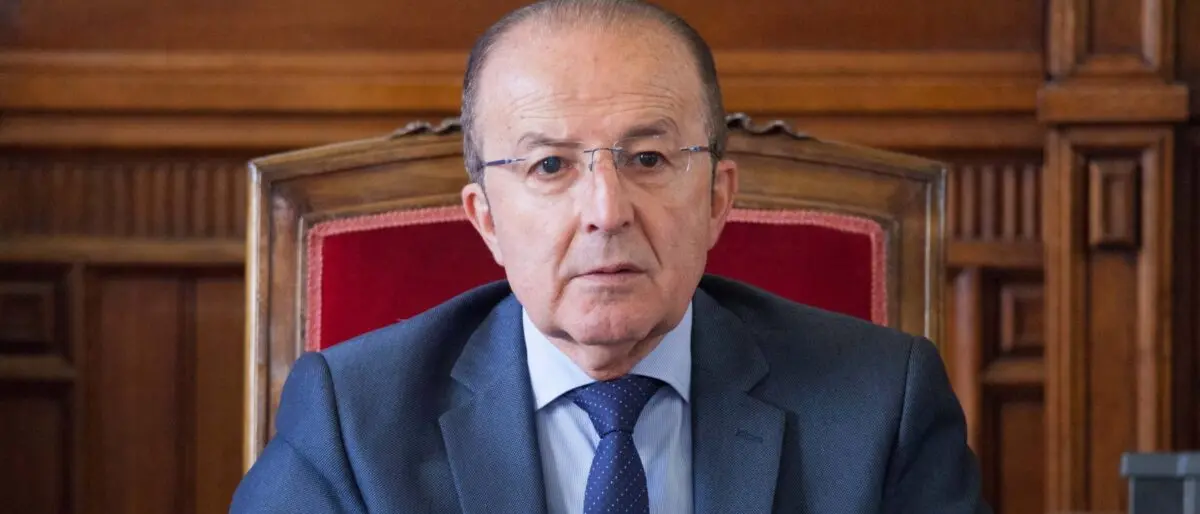 Zimbalatti ci casca ancora, la Consigliera di Parità della Città Metropolitana: «Chieda scusa a tutte le donne»