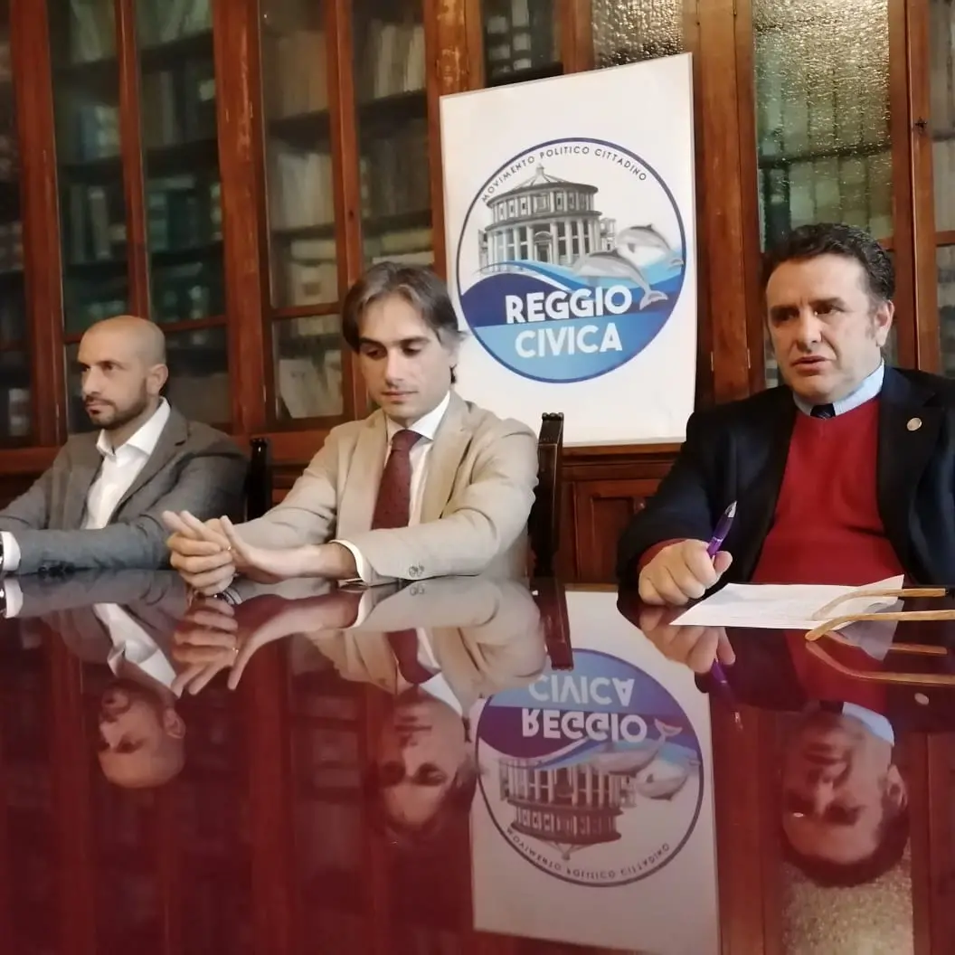 Verso le comunali, Reggio Civica si presenta: «Una nostra lista? Valuteremo»