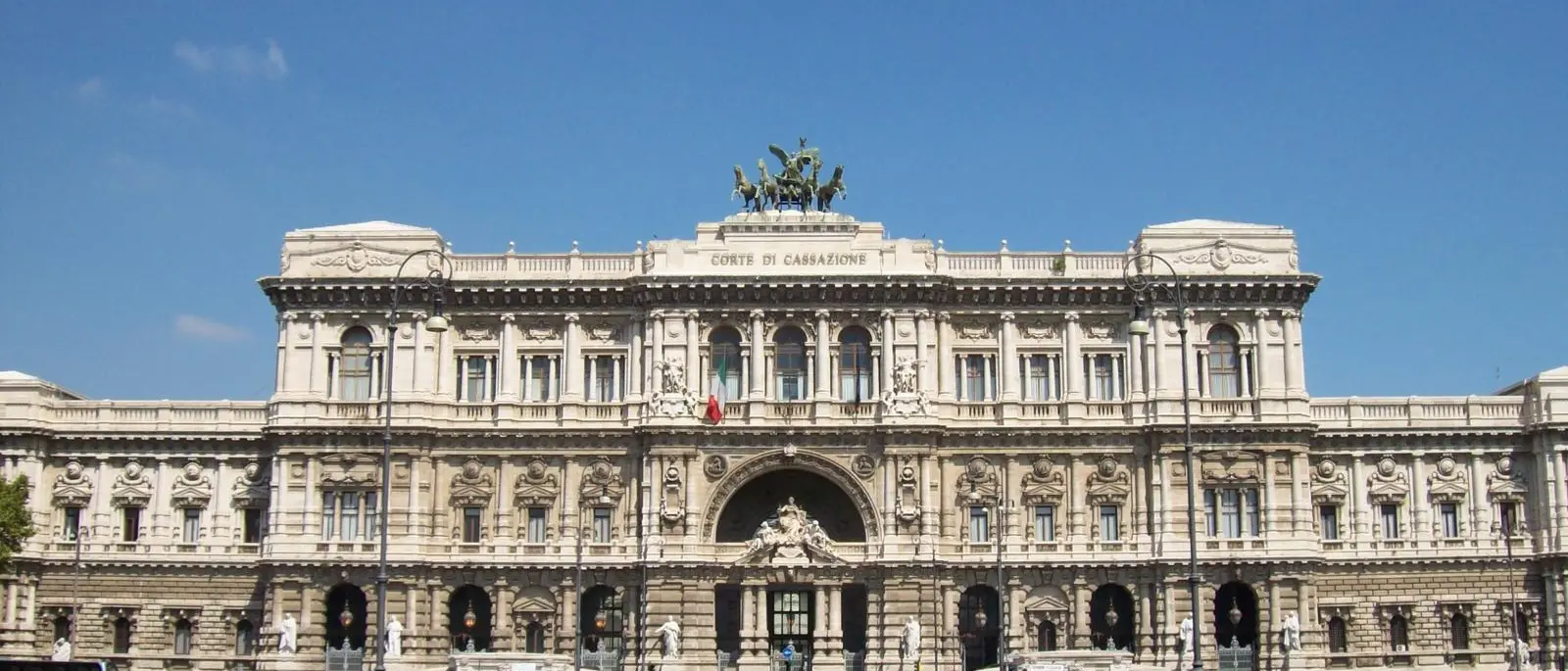 Annullato sequestro patrimoniale a ginecologa reggina accusata di truffa e peculato