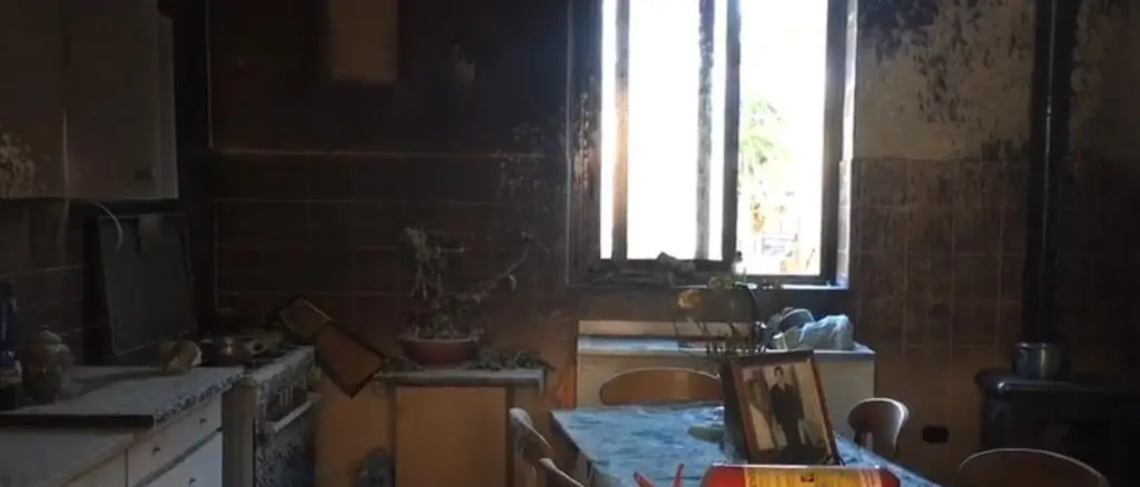 È morta la donna di Siderno, ustionata nel rogo in casa