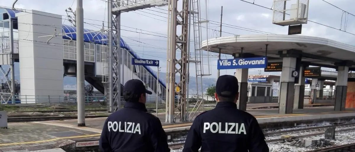 Villa, arrestato alla stazione uomo destinatario di un’ordinanza di cattura