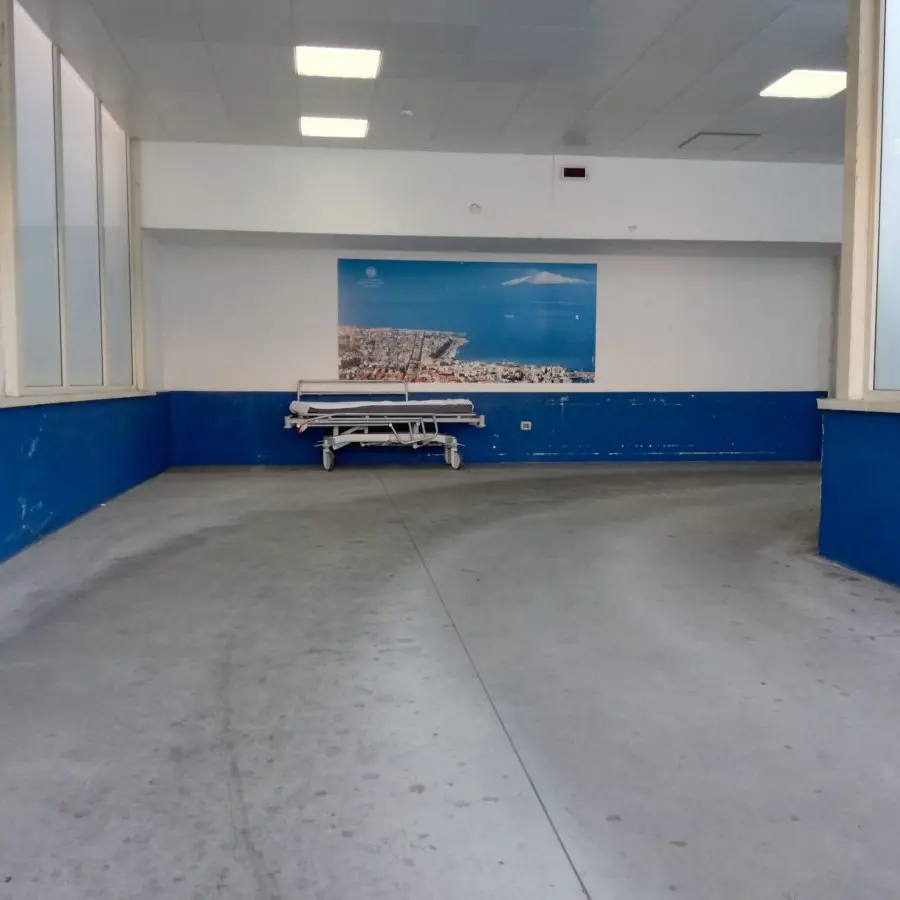 «Non si muore solo di Covid». Un cittadino chiede al Gom la ripresa post emergenza