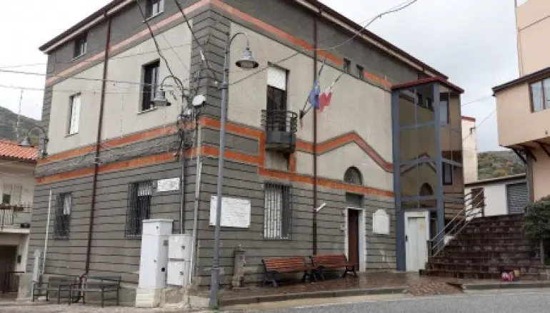 Montebello Jonico, il sindaco Foti nomina la Giunta e Maria Romeo vicesindaco