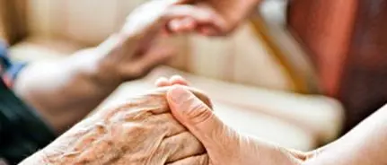 Coronavirus, a Caulonia i carabinieri a sostegno degli anziani in difficoltà