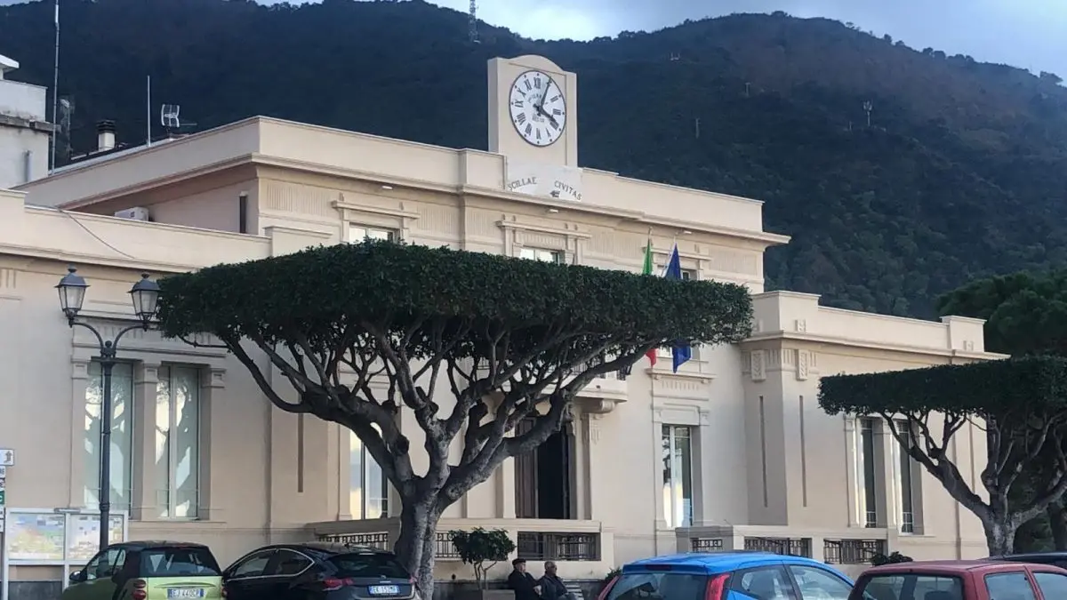 Scilla, Comune sciolto per infiltrazioni mafiose: arriva il Commissario per 18 mesi