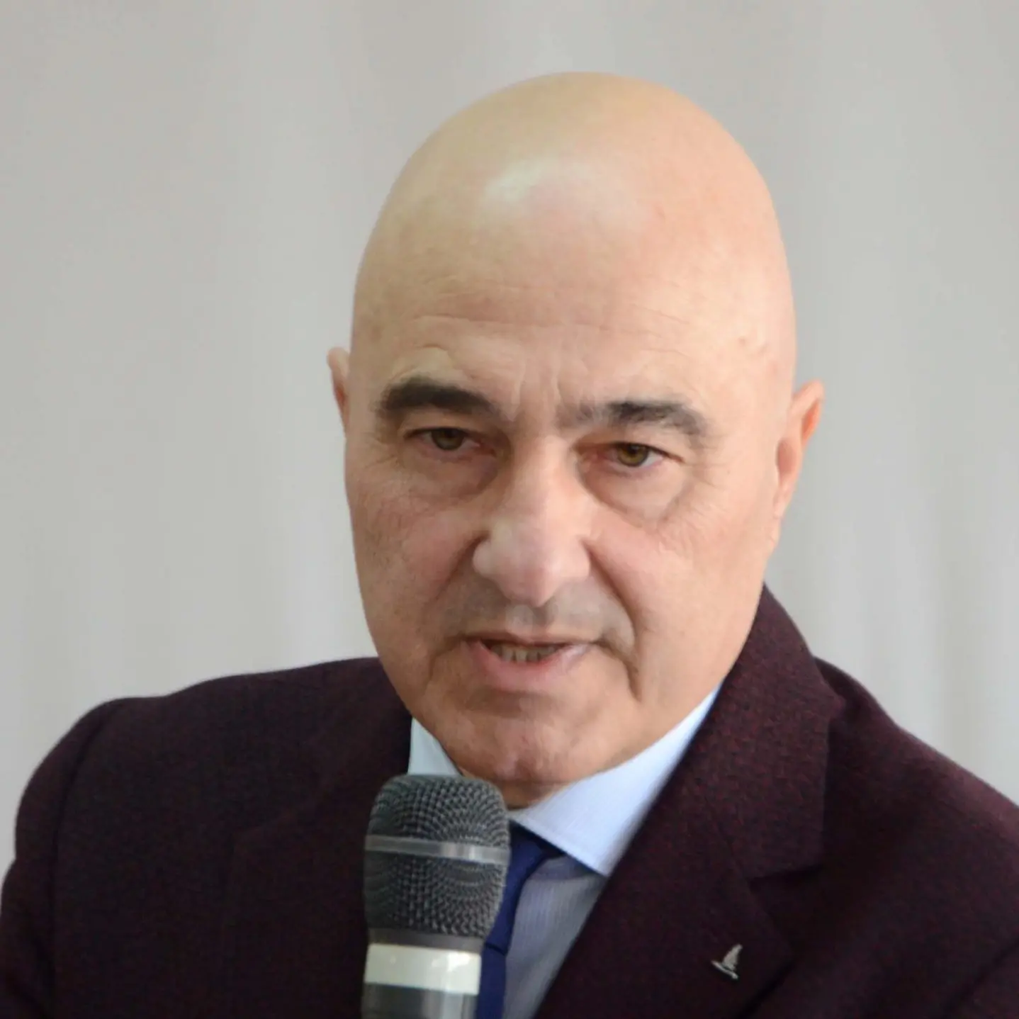 Reggio, Azzarà: «Sospensione Veronese incredibile e paradossale»